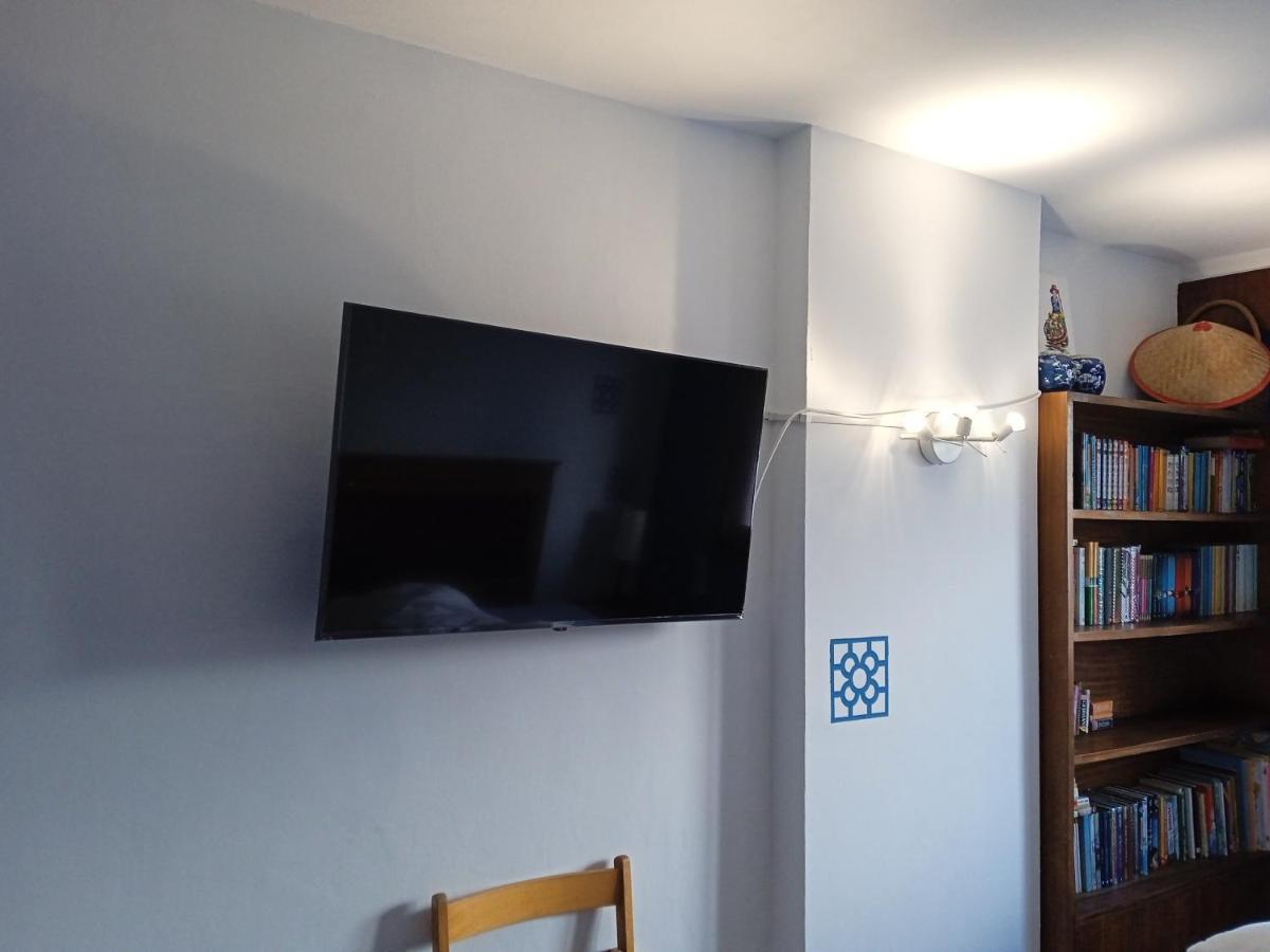 Superviews: Private With Bath, Parking & Netflix Bilbao